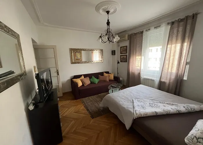 Jevrosima Διαμέρισμα *